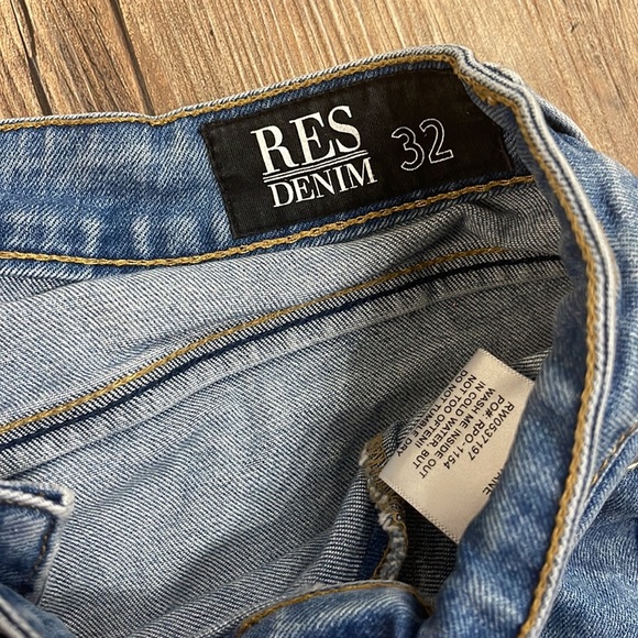 RES Denim Shorts - Picture 3 of 3